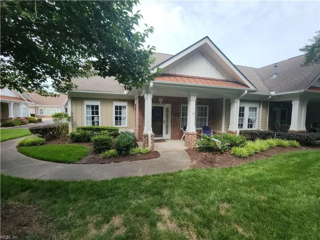 Property Slideshow image 1 of 40 | 1514 waylen loop, Chesapeake, VA, 23320