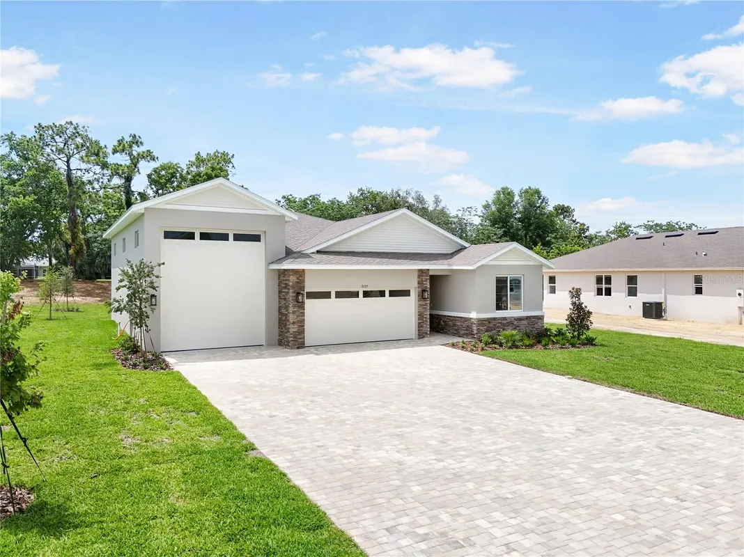 Property Slideshow image 1 of 45 | 9177 players dr, Weeki Wachee, FL, 34613