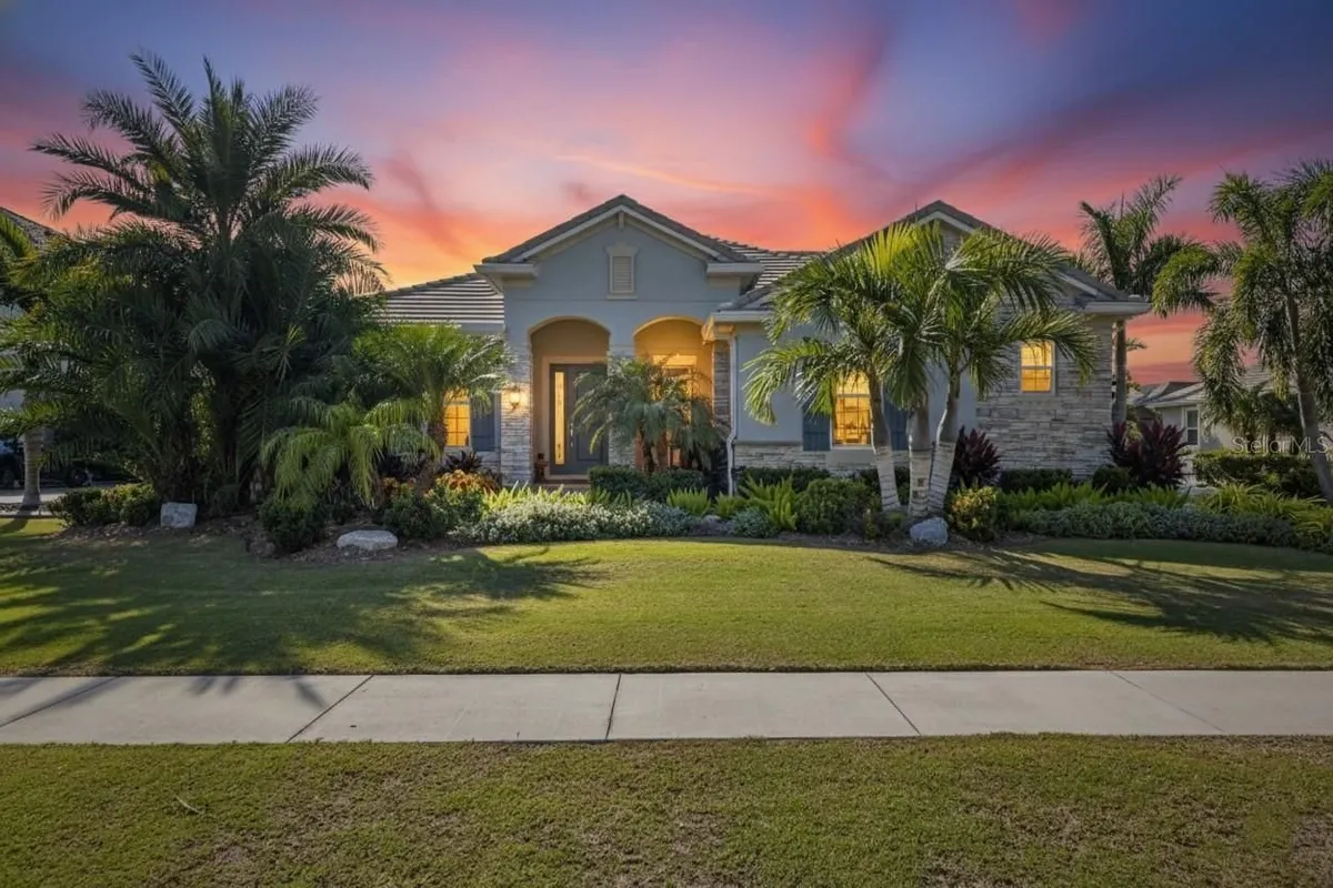 Property Slideshow image 1 of 99 | 851 manns harbor dr, Apollo Beach, FL, 33572