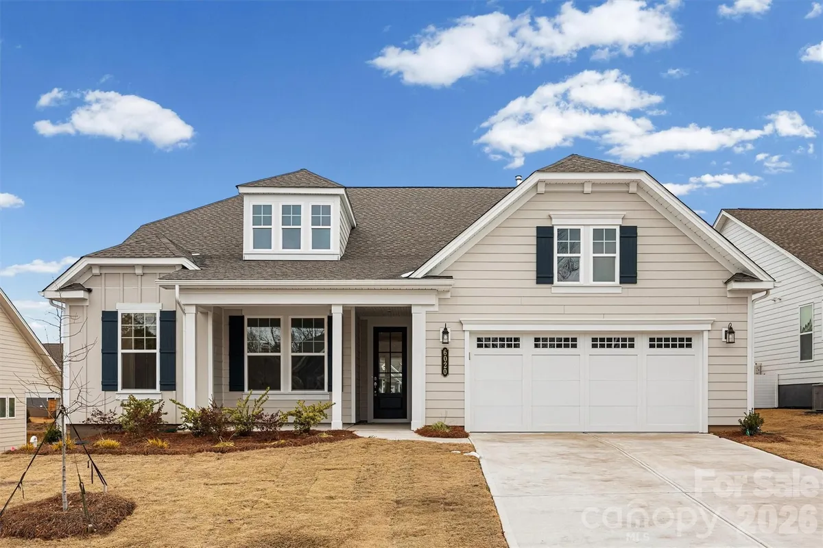 Property Slideshow image 1 of 44 | 6020 gray shadow ct, York, SC, 29745