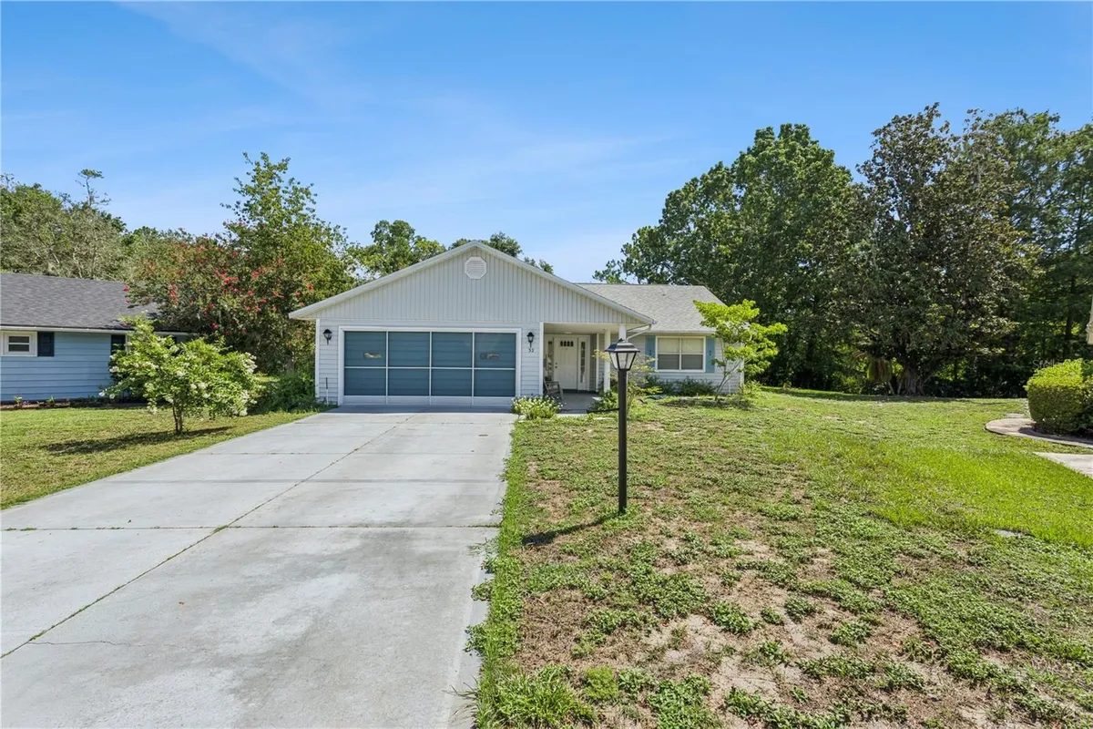 Property Slideshow image 1 of 49 | 32 gordon ct, Leesburg, FL, 34788