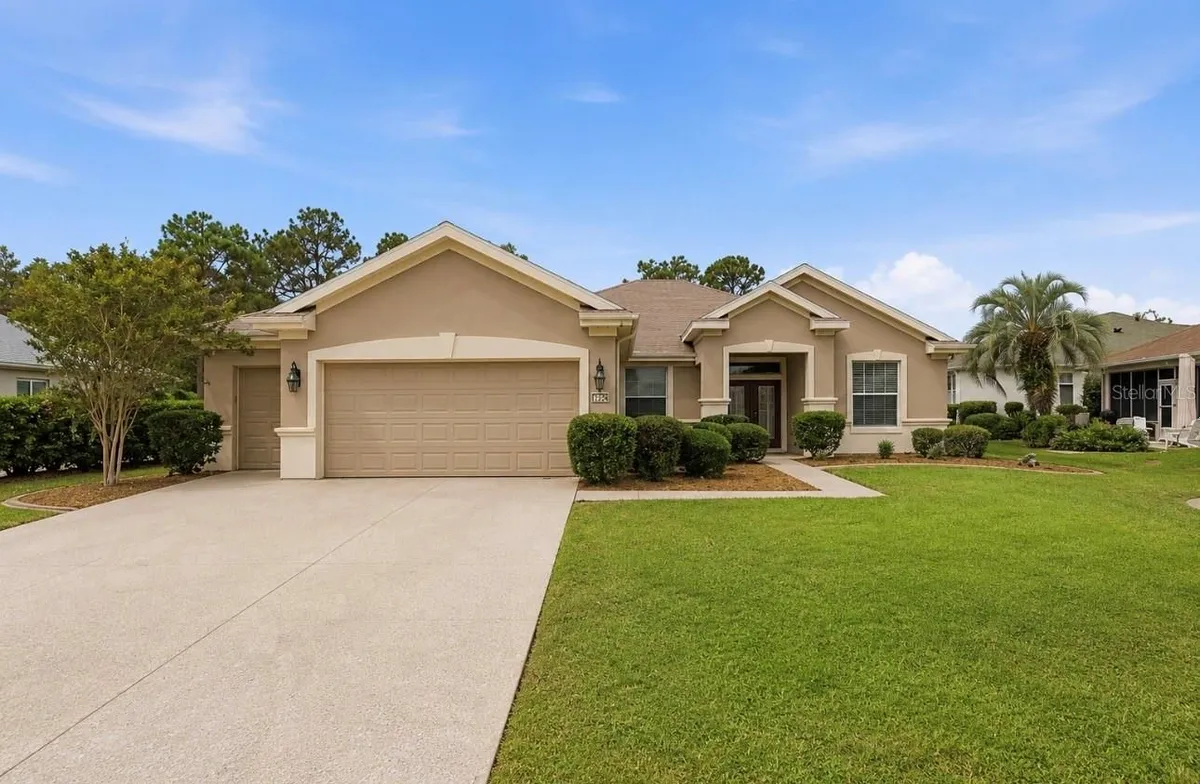 Property Slideshow image 1 of 82 | 12716 se 91st terrace rd, Summerfield, FL, 34491
