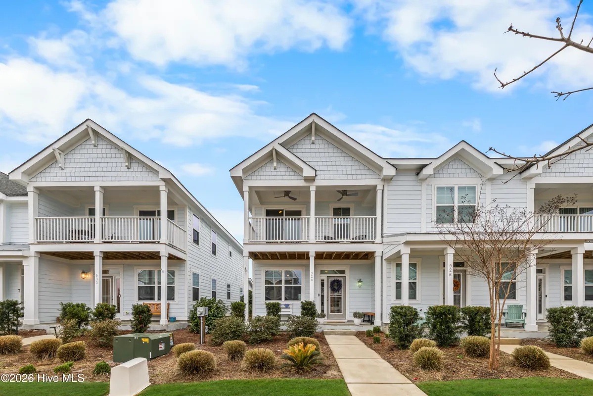 Property Slideshow image 1 of 75 | 928 wharton ave, Wilmington, NC, 28412