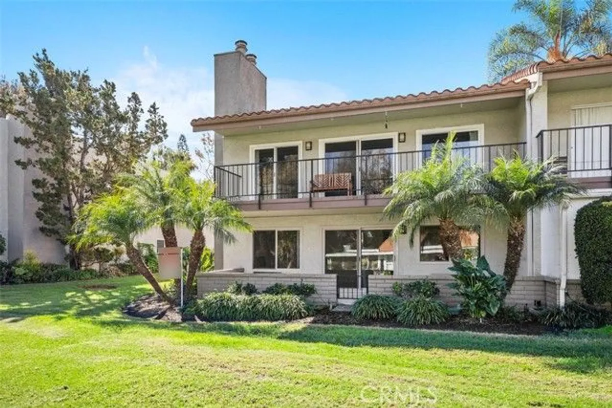 Property Slideshow image 1 of 53 | 5490 paseo del lago c, Laguna Woods, CA, 92637