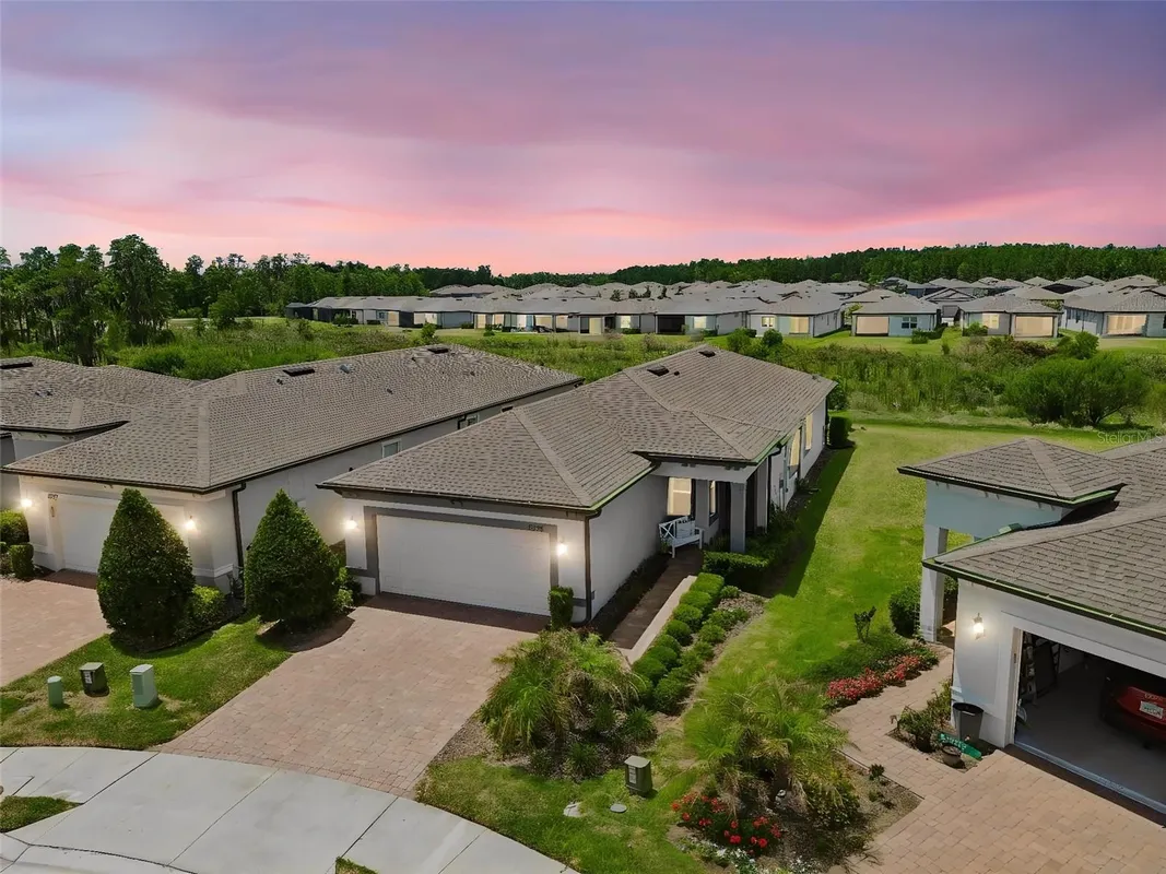 Property Slideshow image 1 of 83 | 5695 bay tide ct, Land O Lakes, FL, 34638
