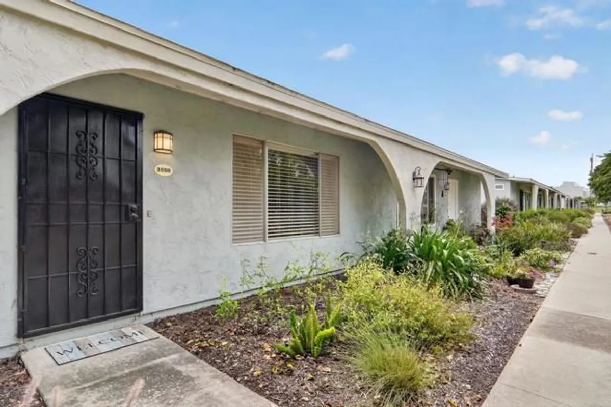 Property Slideshow image 1 of 18 | 3598 bartlett ave, Oceanside, CA, 92057
