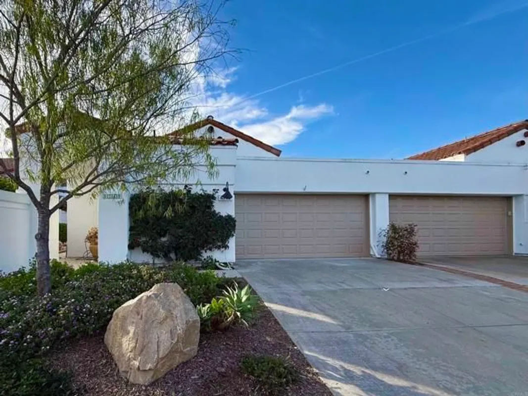 Property Slideshow image 1 of 3 | 4749 collinos way, Oceanside, CA, 92056