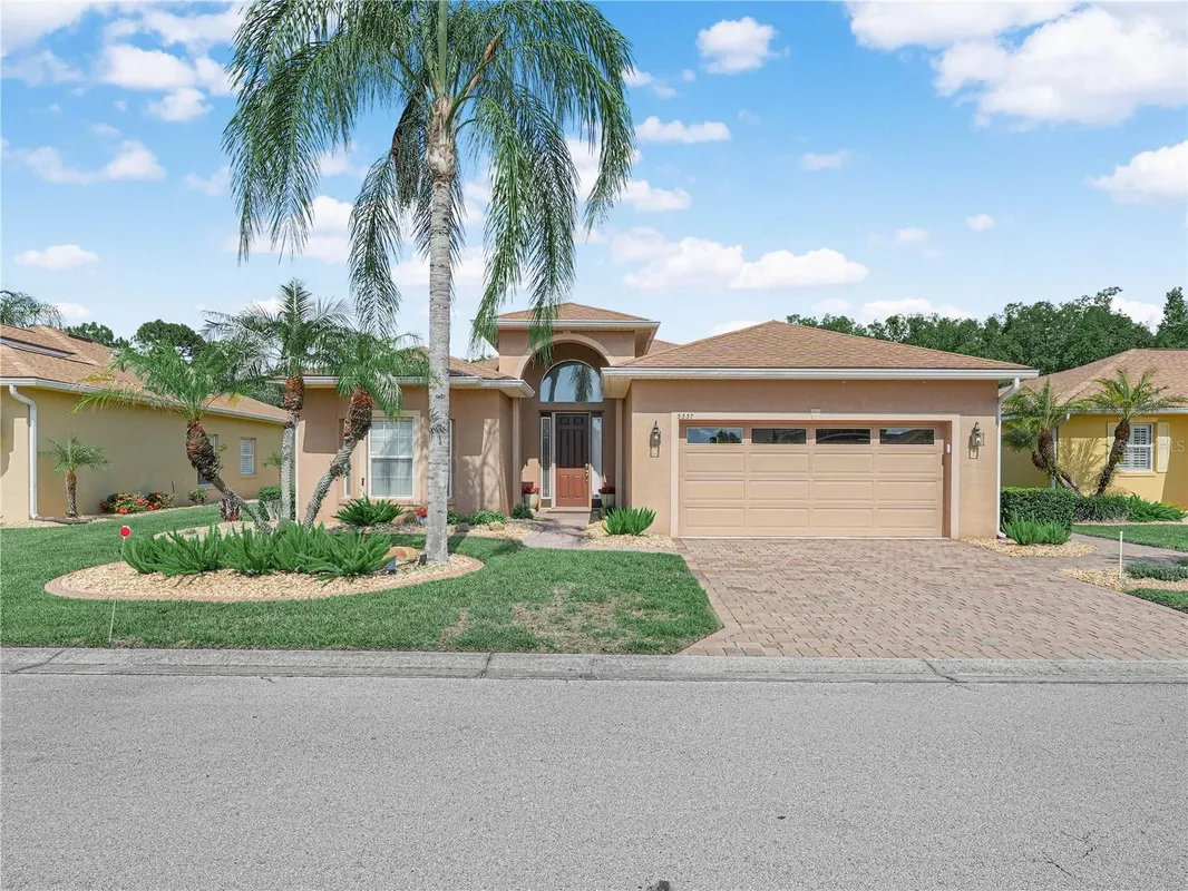 Property Slideshow image 1 of 65 | 5337 hogan ln, Winter Haven, FL, 33884