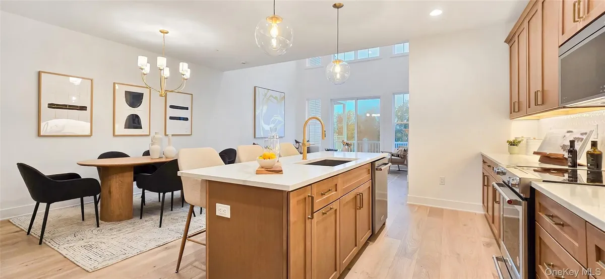 Property Slideshow image 1 of 16 | 2088 summit loop # 79, Carmel, NY, 10512