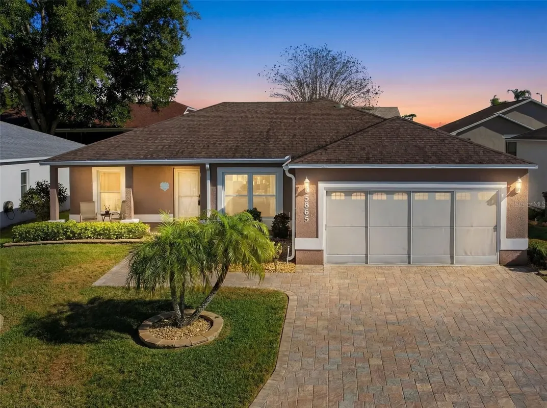 Property Slideshow image 1 of 52 | 5865 macaw pl, Lakeland, FL, 33809