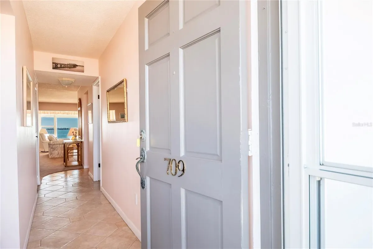 Property Slideshow image 1 of 55 | 5900 shore blvd 709, Gulfport, FL, 33707