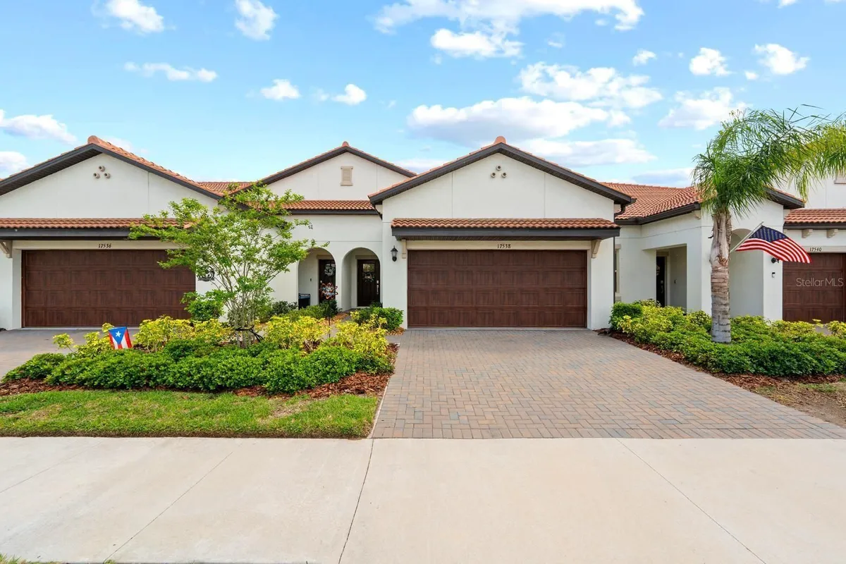 Property Slideshow image 1 of 38 | 17538 holly well ave, Wimauma, FL, 33598