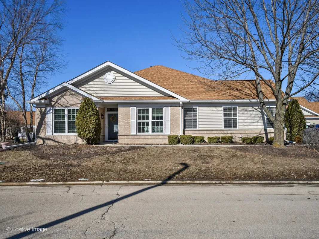 Property Slideshow image 1 of 21 | 21344 w juniper ln, Plainfield, IL, 60544