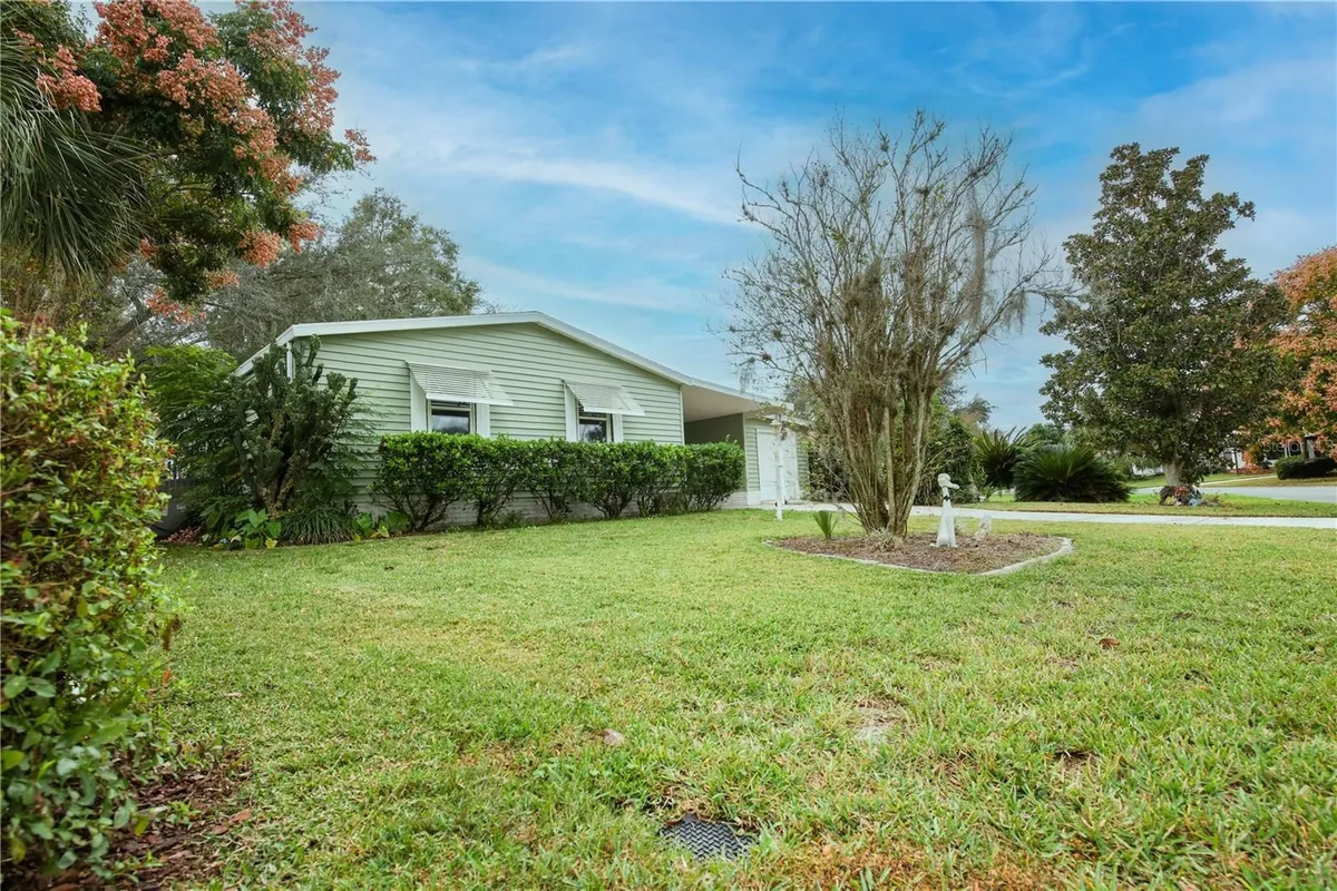 Property Slideshow image 1 of 25 | 912 orchid st, The Villages, FL, 32159