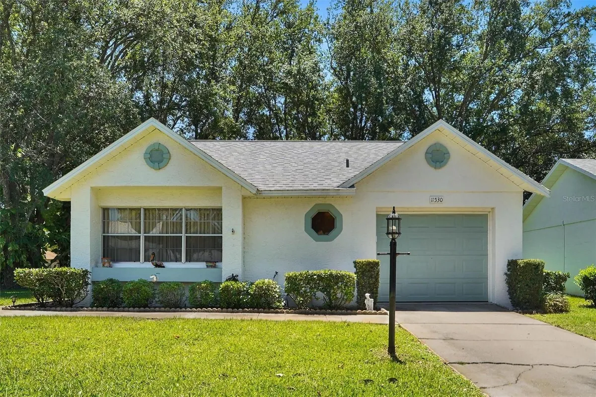 Property Slideshow image 1 of 27 | 11530 san remo ct, Port Richey, FL, 34668