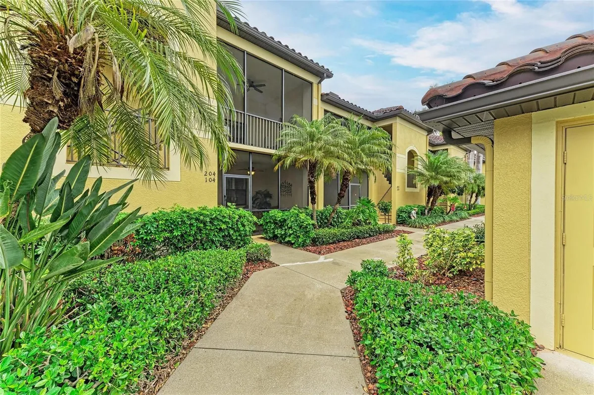 Property Slideshow image 1 of 84 | 7225 river hammock dr unit 104, Bradenton, FL, 34212