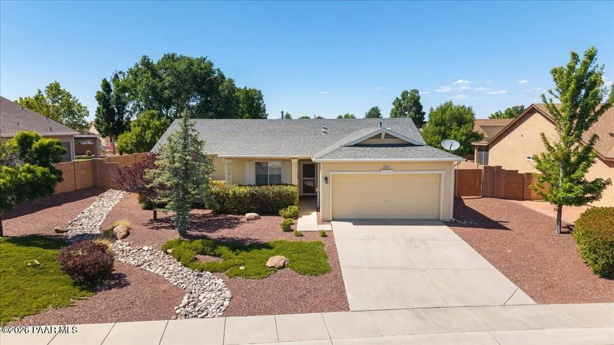 Property Slideshow image 1 of 34 | 7566 e fire fly way, Prescott Valley, AZ, 86315