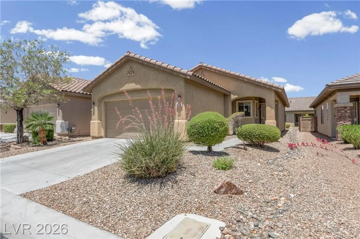 Property Slideshow image 1 of 43 | 6160 isola peak ave, Las Vegas, NV, 89122