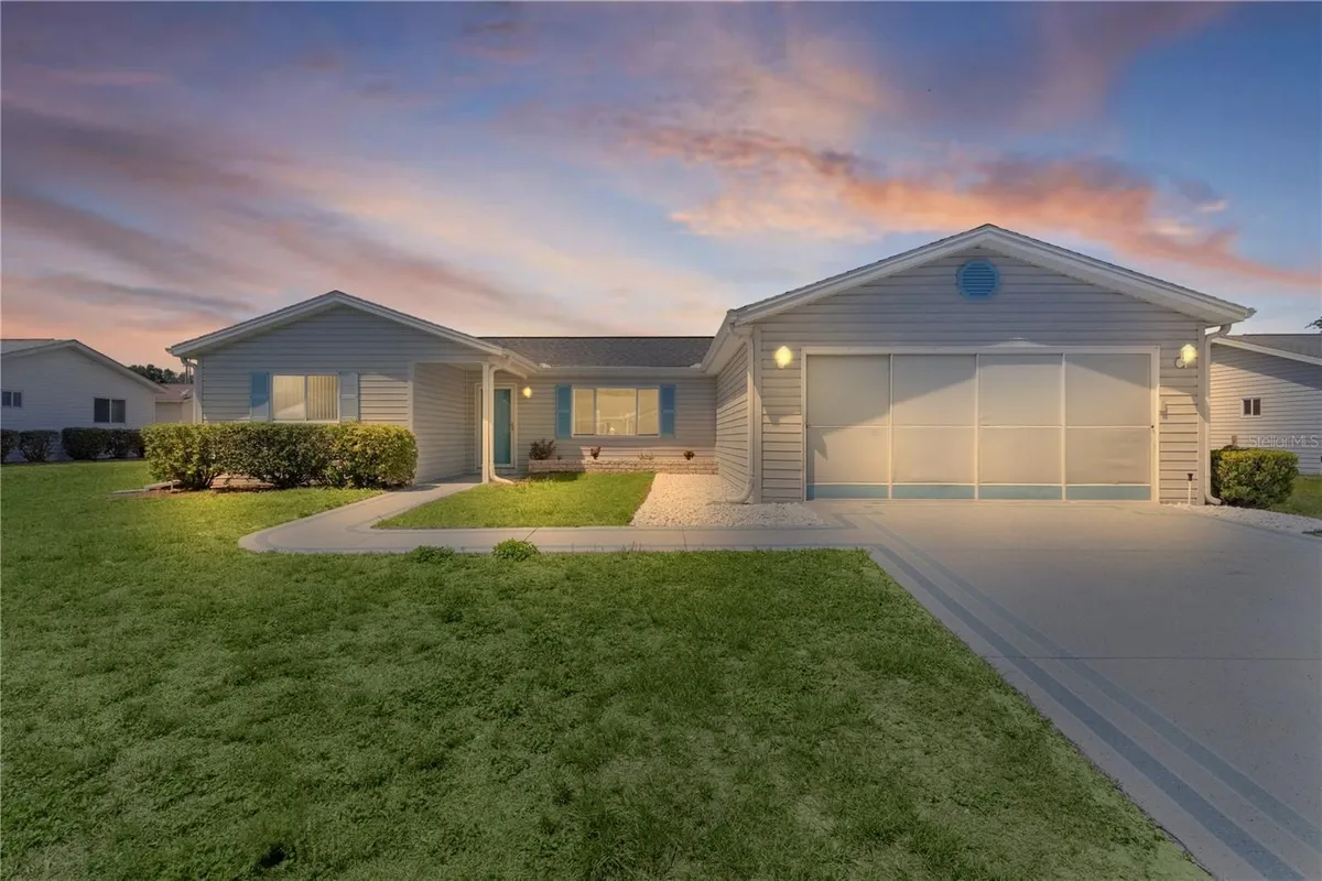 Property Slideshow image 1 of 36 | 9461 se 173rd ln, Summerfield, FL, 34491