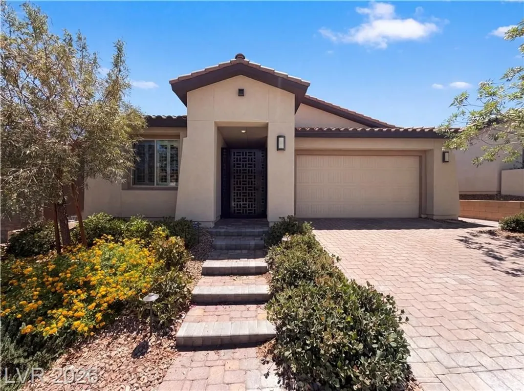 Property Slideshow image 1 of 19 | 38 sun lily ln, Henderson, NV, 89011