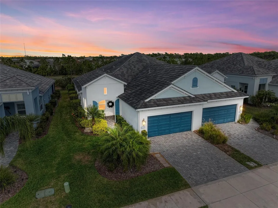 Property Slideshow image 1 of 86 | 12777 palatka dr, Venice, FL, 34292