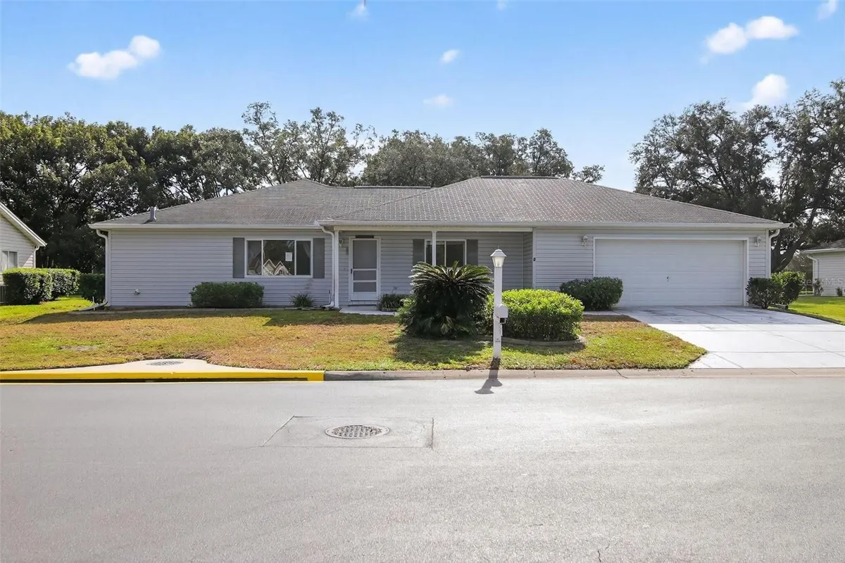 Property Slideshow image 1 of 27 | 13761 sw 115th cir, Dunnellon, FL, 34432