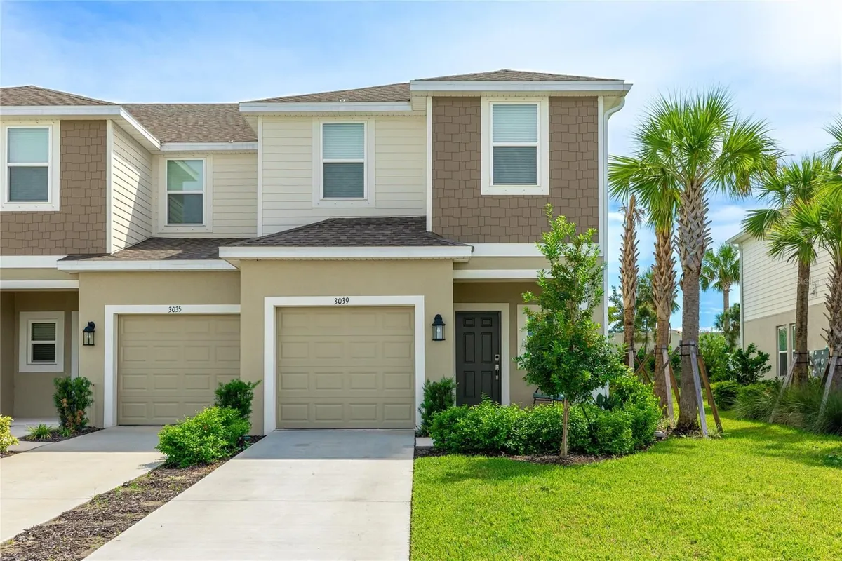 Property Slideshow image 1 of 26 | 3039 novara ln, Bradenton, FL, 34211