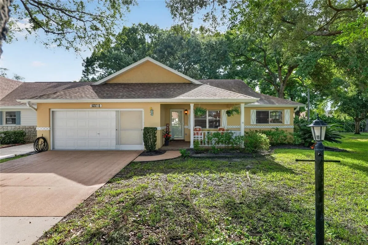 Property Slideshow image 1 of 65 | 9257 sw 82nd ter h, Ocala, FL, 34481