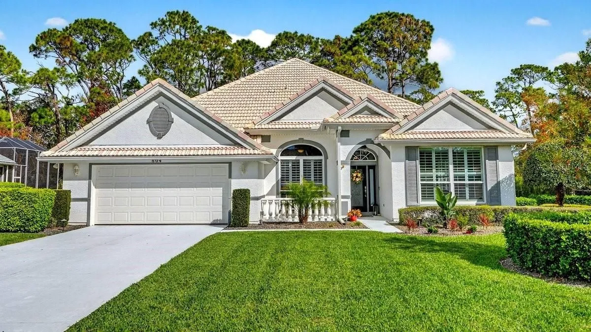 Property Slideshow image 1 of 81 | 804 millstream ln, Ormond Beach, FL, 32174