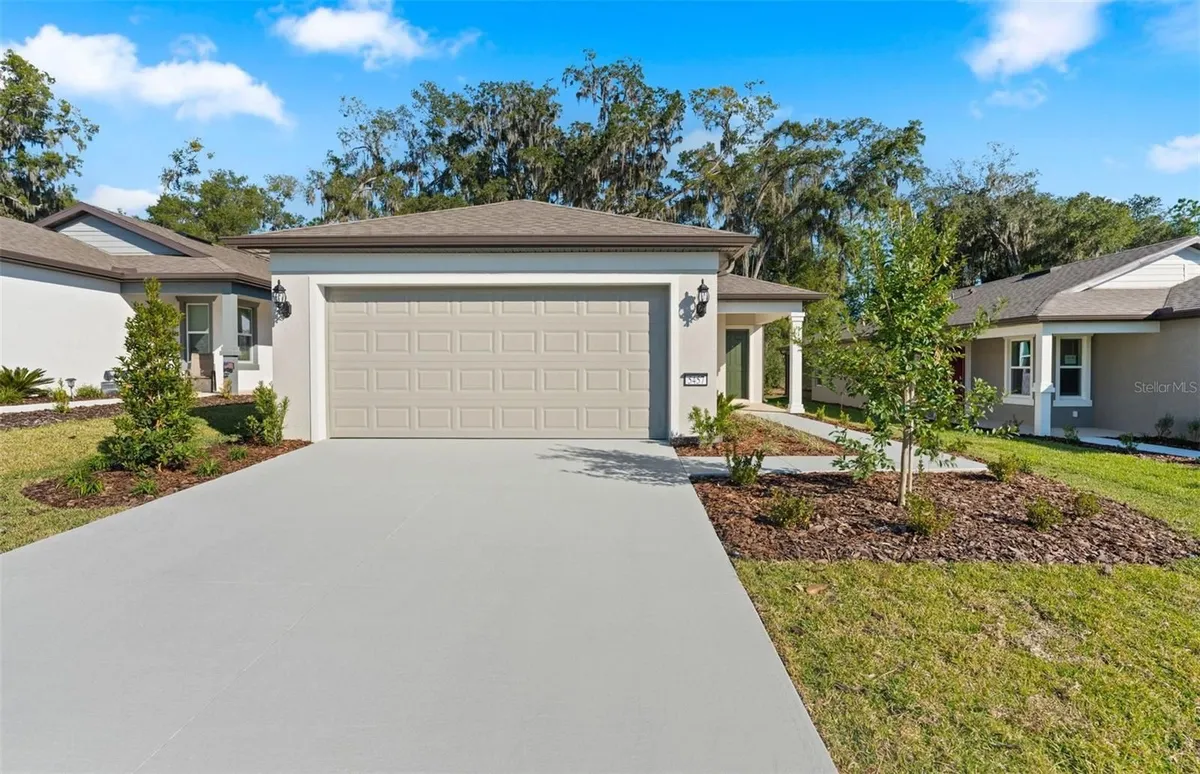 Property Slideshow image 1 of 34 | 5457 sw 82nd ter, Ocala, FL, 34481