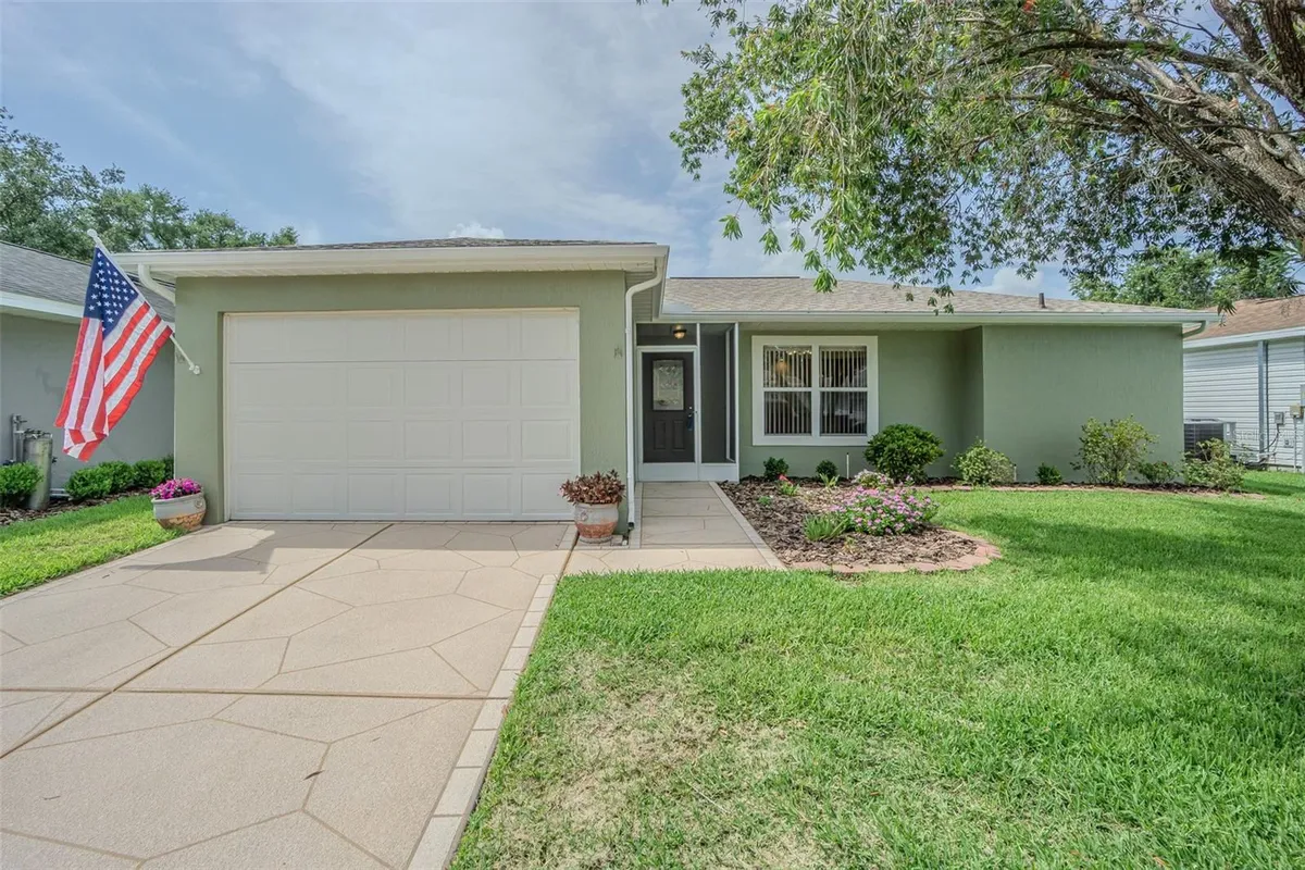 Property Slideshow image 1 of 29 | 29436 zeller ave, San Antonio, FL, 33576
