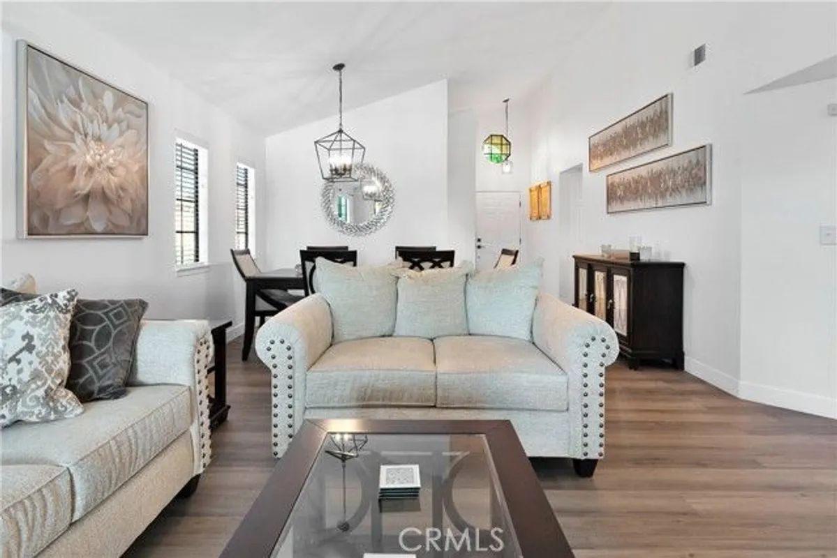 Property Slideshow image 1 of 28 | 11722 oak st, Apple Valley, CA, 92308