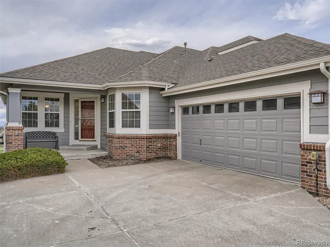 Property Slideshow image 1 of 22 | 21931 e canyon pl, Aurora, CO, 80016