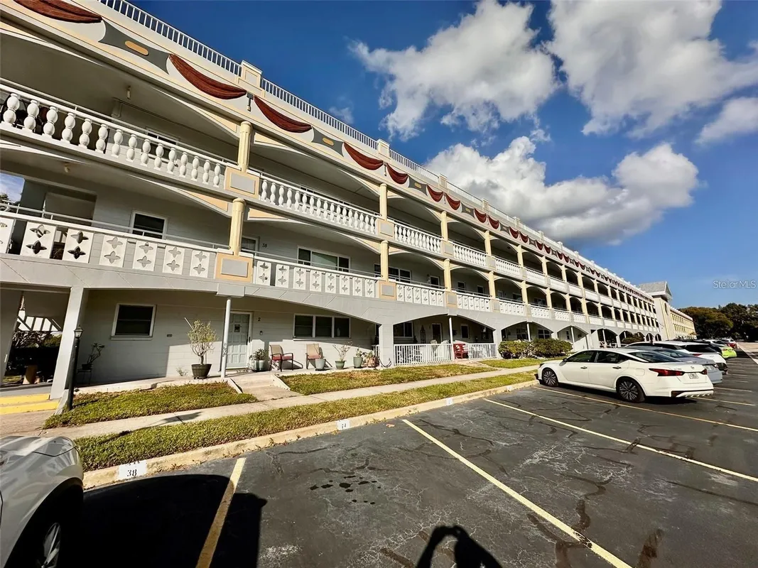 Property Slideshow image 1 of 44 | 2460 franciscan dr 76, Clearwater, FL, 33763