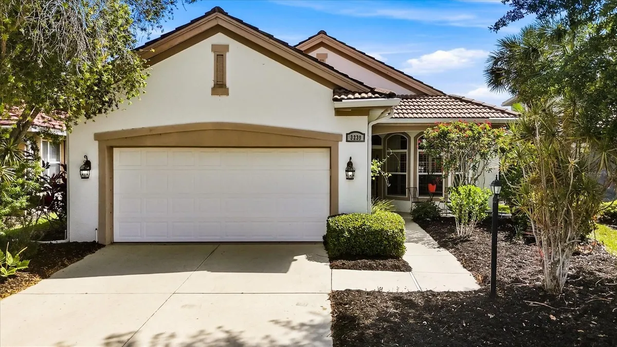 Property Slideshow image 1 of 77 | 3239 osprey ln, Port Charlotte, FL, 33953