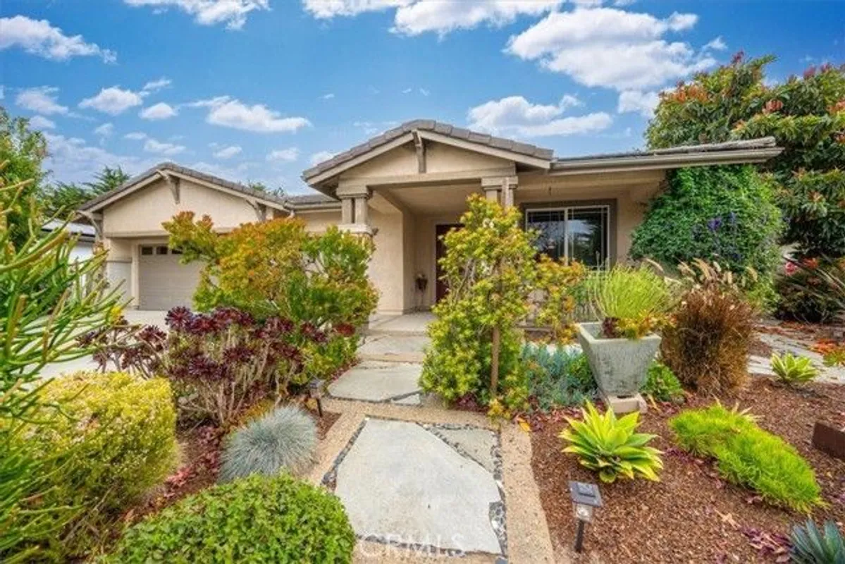 Property Slideshow image 1 of 45 | 879 wigeon way, Arroyo Grande, CA, 93420