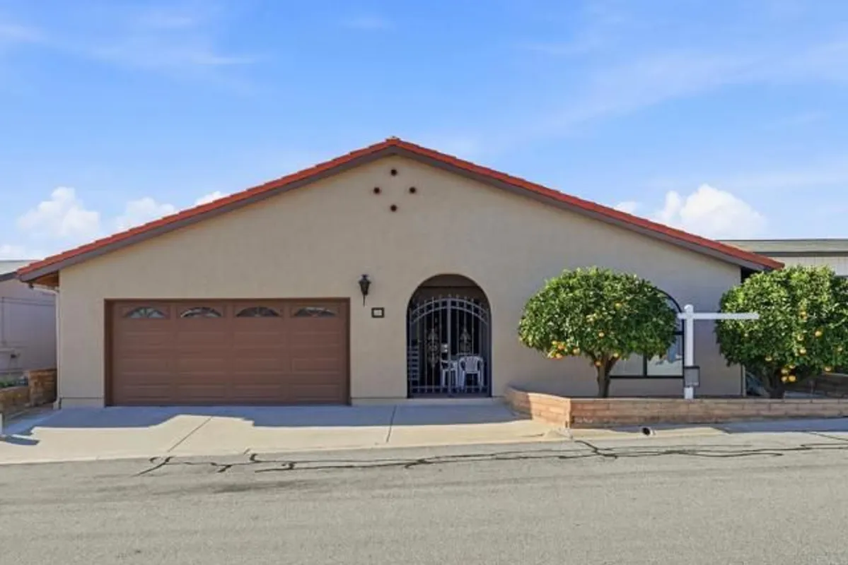 Property Slideshow image 1 of 23 | 634 via santa cruz, Vista, CA, 92081