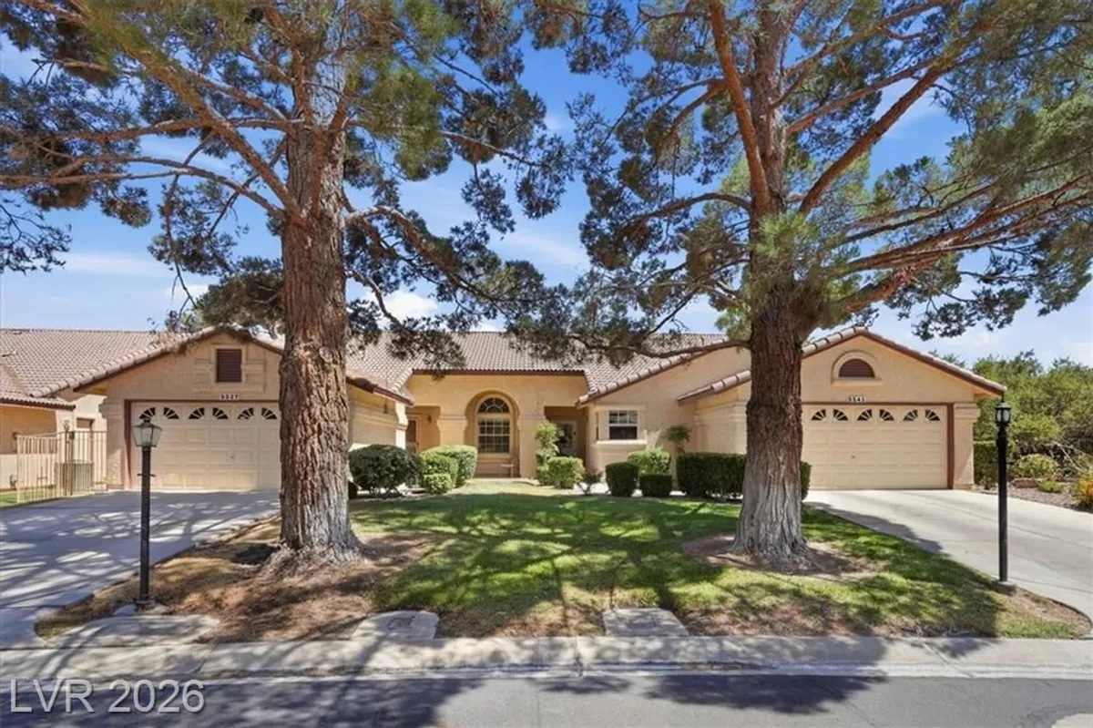 Property Slideshow image 1 of 47 | 5537 port barrington way, Las Vegas, NV, 89130