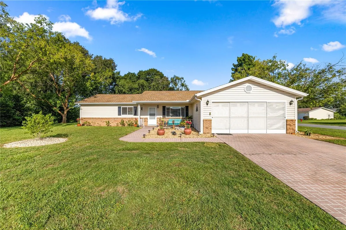 Property Slideshow image 1 of 42 | 17970 se 102nd ct, Summerfield, FL, 34491