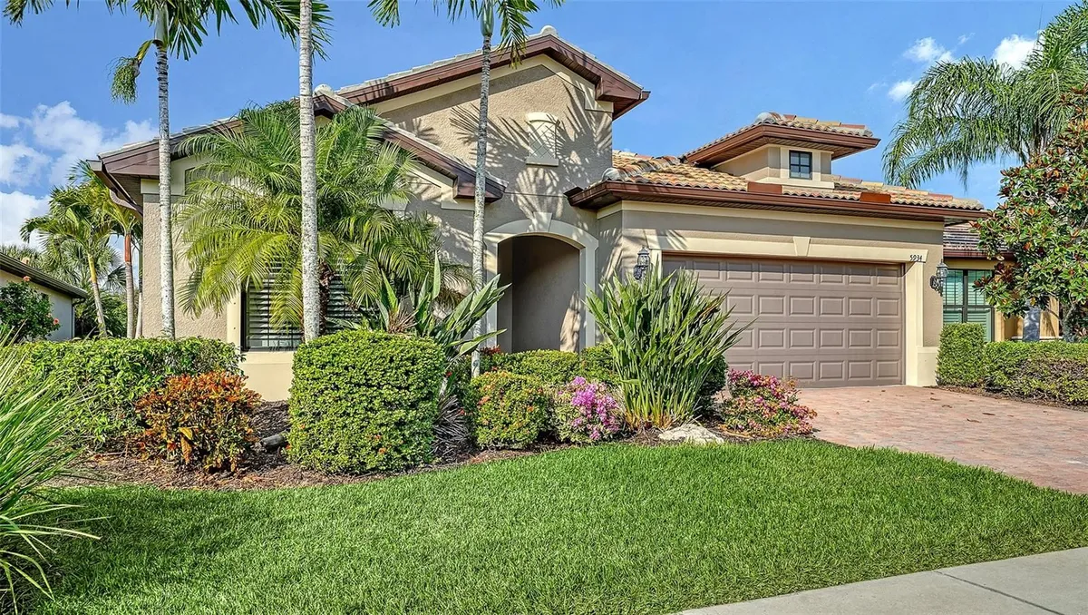 Property Slideshow image 1 of 64 | 5934 caspian tern dr, Sarasota, FL, 34238