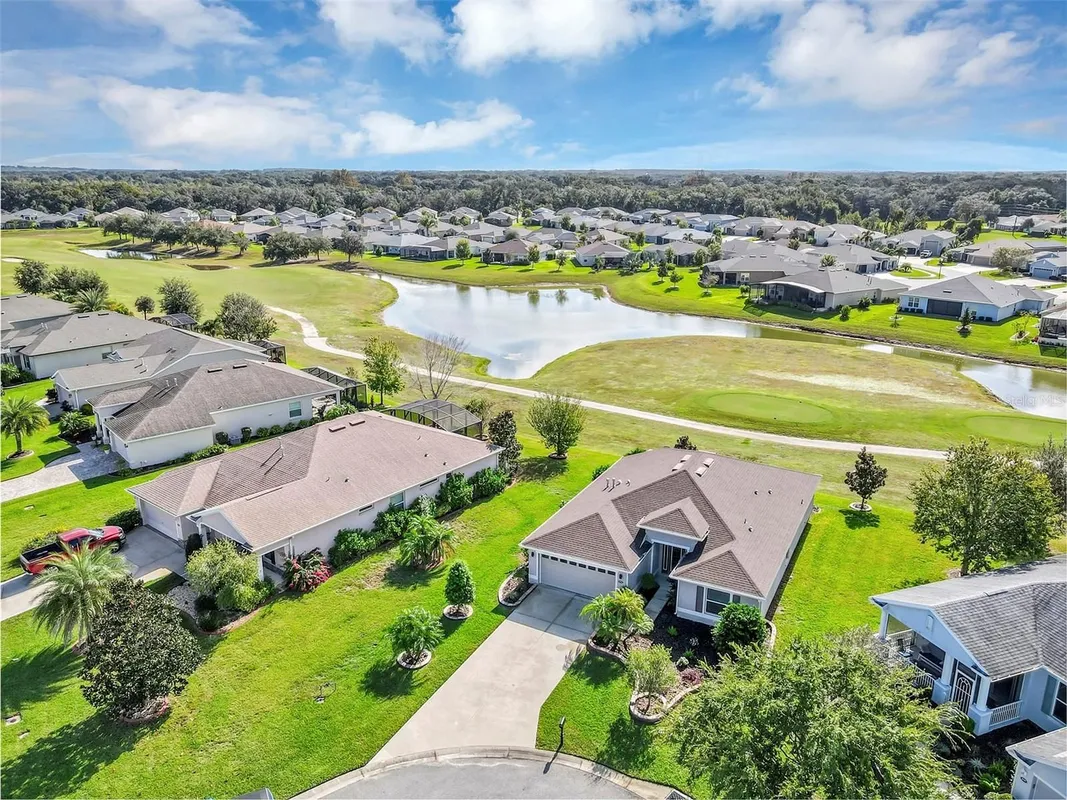 Property Slideshow image 1 of 47 | 3733 arlington ridge blvd, Leesburg, FL, 34748