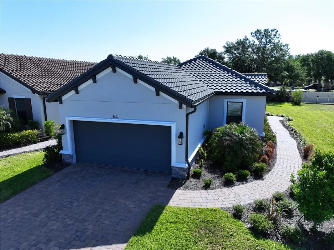 Property Slideshow image 1 of 77 | 4610 garofalo rd, Wesley Chapel, FL, 33543