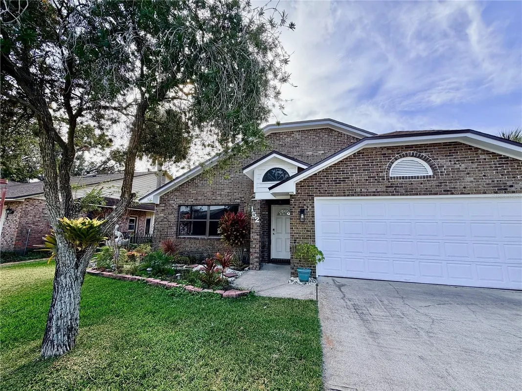Property Slideshow image 1 of 40 | 152 loon ct, Daytona Beach, FL, 32119