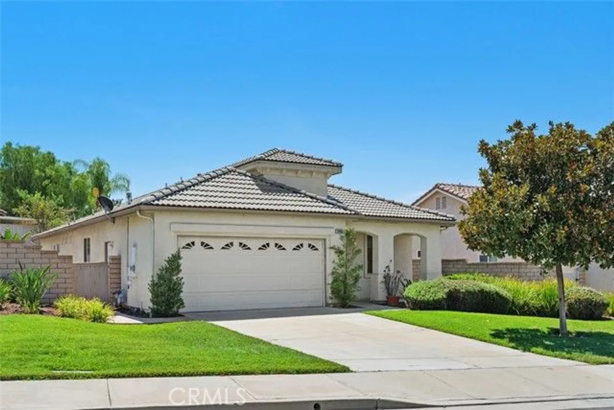 Property Slideshow image 1 of 44 | 29416 honneywood dr, Menifee, CA, 92584