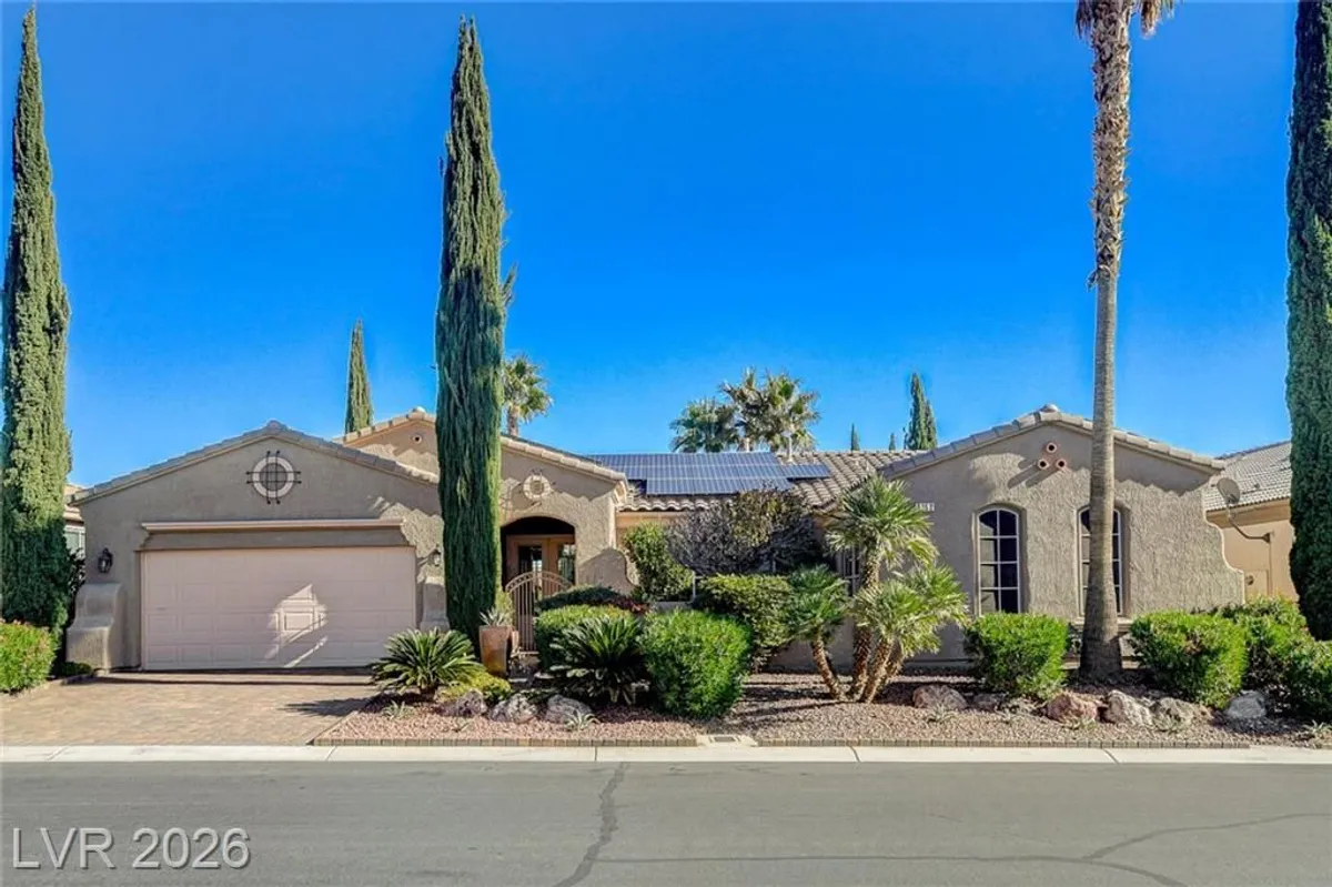 Property Slideshow image 1 of 56 | 5152 vincitor st, Las Vegas, NV, 89135