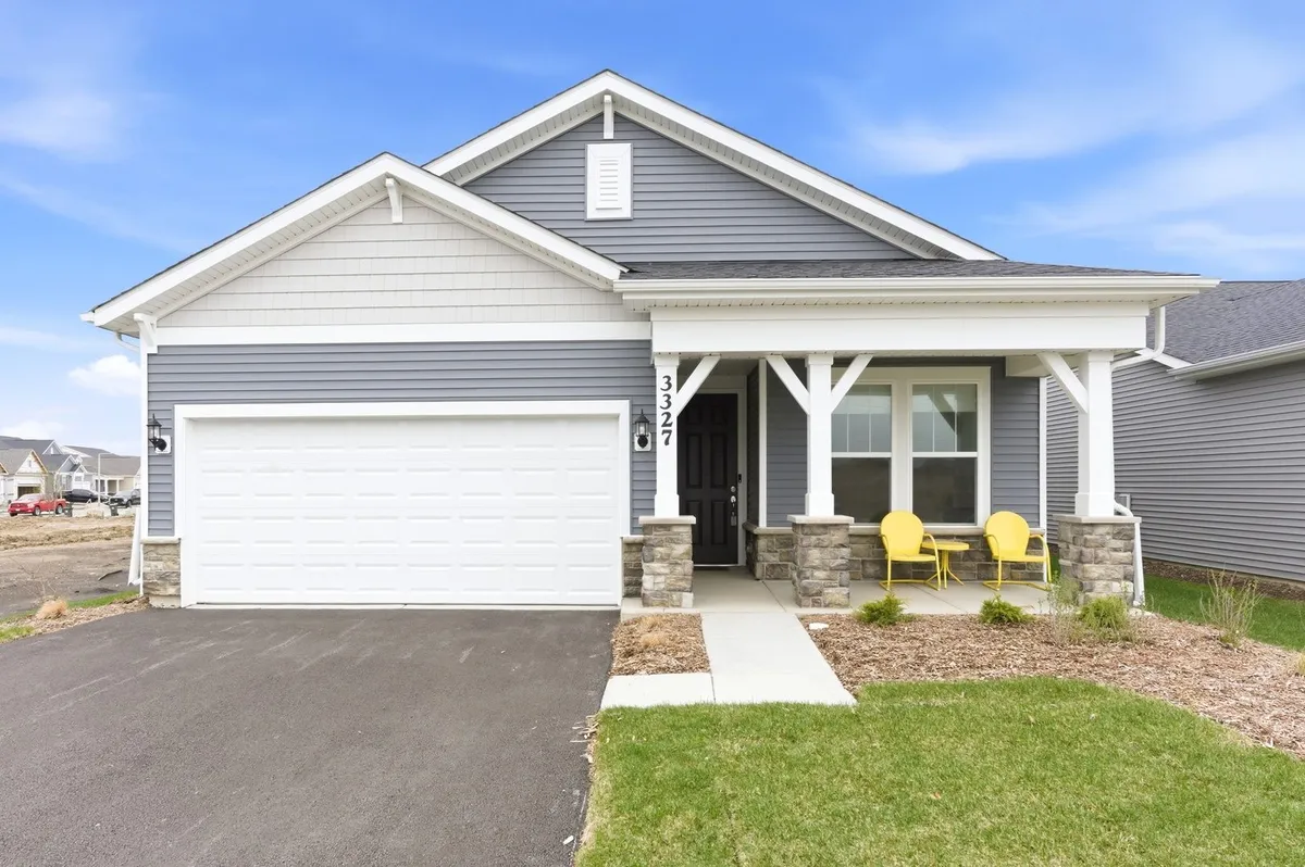 Property Slideshow image 1 of 1 | 3327 fulshear cir, Aurora, IL, 60503