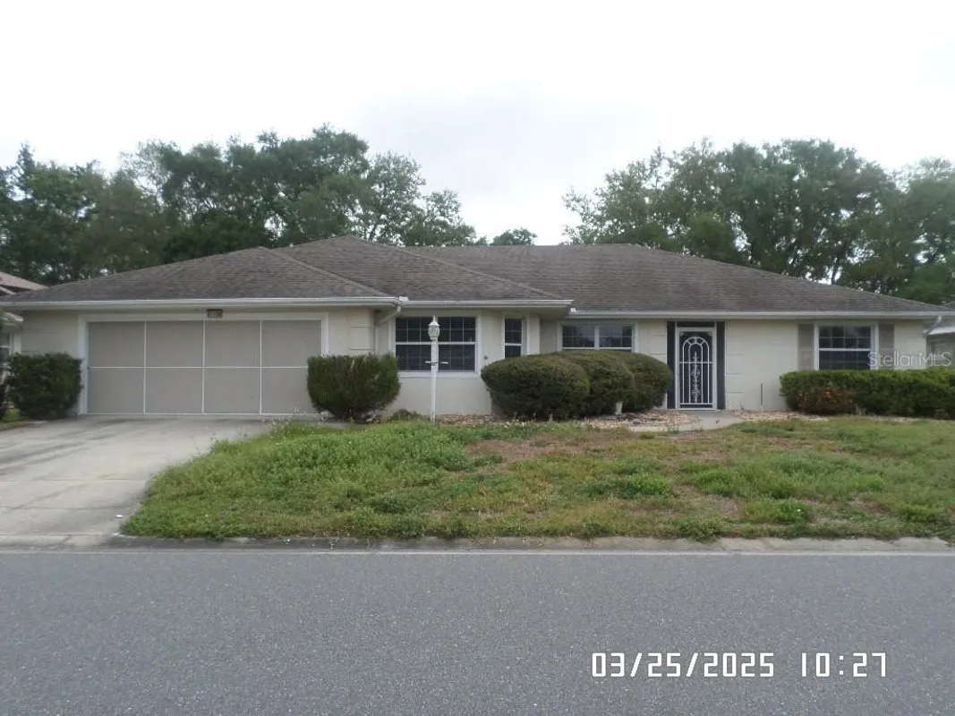Property Slideshow image 1 of 14 | 21708 royal st georges ln, Leesburg, FL, 34748