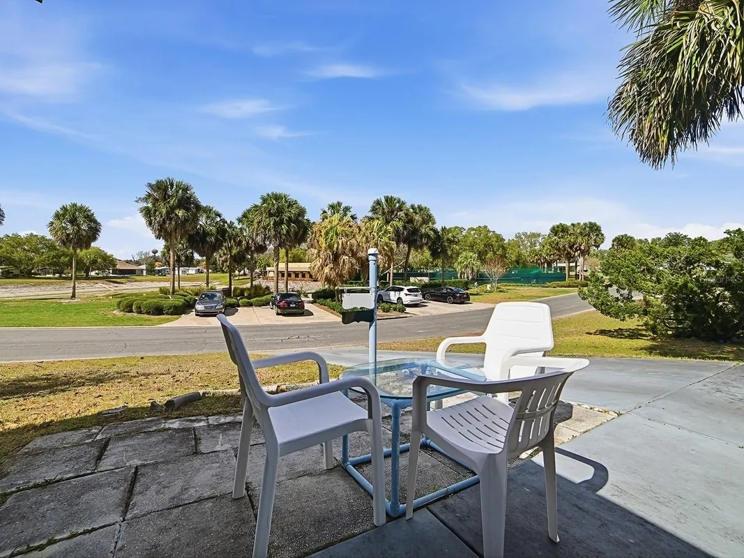 Property Slideshow image 1 of 31 | 1232 dustin dr, Lady Lake, FL, 32159