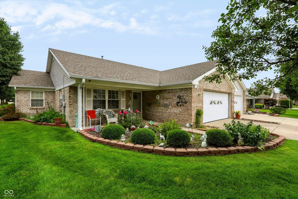 Property Slideshow image 1 of 31 | 7838 park ward pl, Indianapolis, IN, 46259