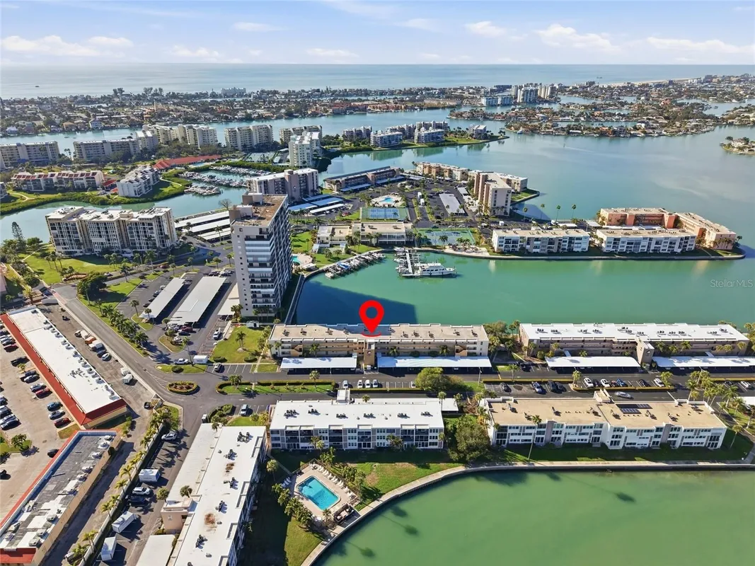 Property Slideshow image 1 of 30 | 7420 bay island dr 175, South Pasadena, FL, 33707